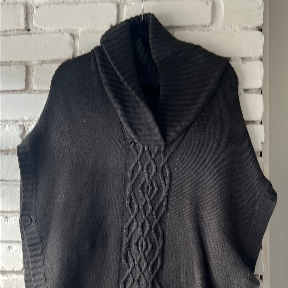 Dark grey Cable-Knit Shawl Collar Sweater Poncho with side buttons - Picture 6 of 11